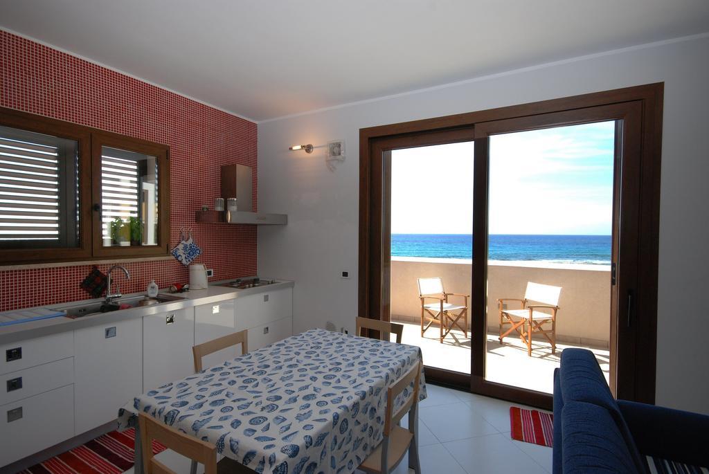 Terrazza Sul Mare Apartment Trapani Cameră foto