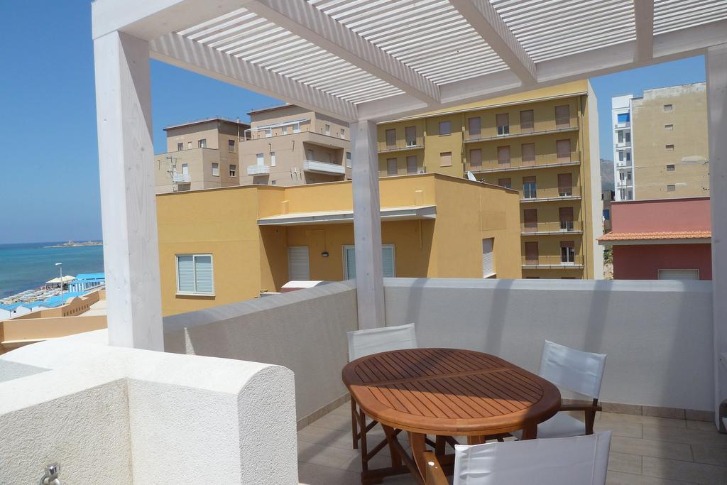 Terrazza Sul Mare Apartment Trapani Cameră foto